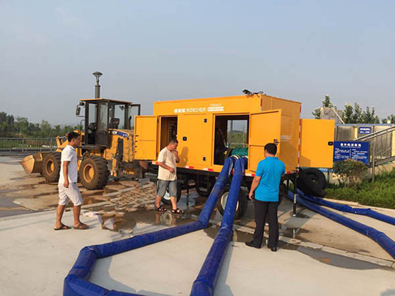 羅德抗旱排澇移動(dòng)泵車 羅德抗旱排澇移動(dòng)泵車